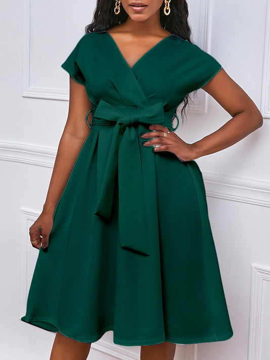 Bowknot Lace-Up Solid Color V-Neck Midi Dresses