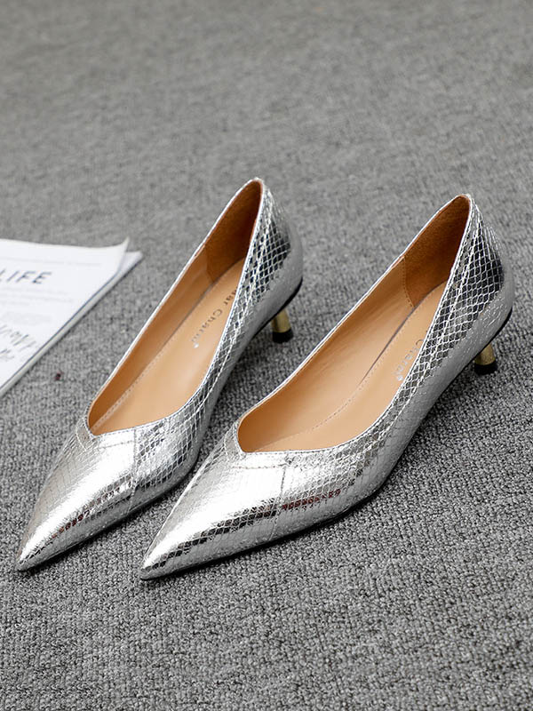 Pointed-Toe Shallow Cut Split-Joint Pumps